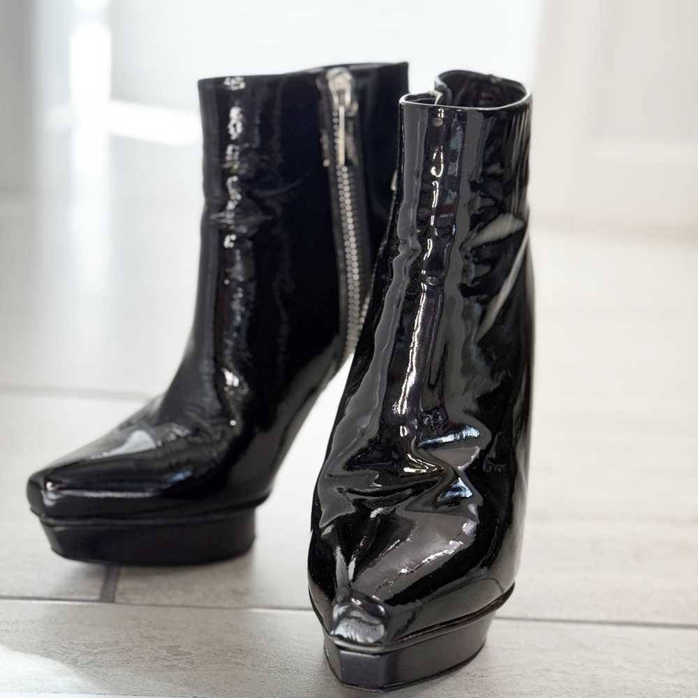 Michael Kors Collection - Patent Leather Platform Ankle Bootie - size 38 - EUC - Picture 11 of 15